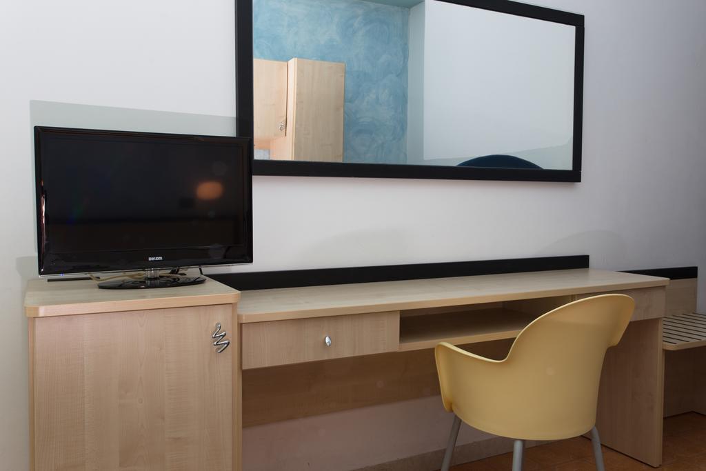 Hotel New Castle Cesenatico Quarto foto